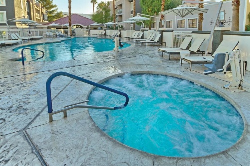 Desert Rose Resort image 18